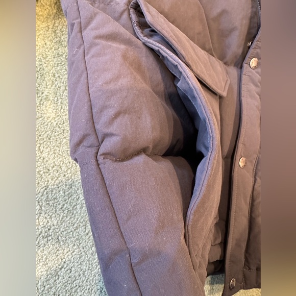 The North Face boy’s down jacket. 100% genuine North Face brand. - Picture 5 of 7